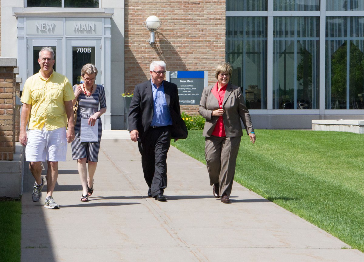 John Schneider, associate professor, College of Sciences; editorial board member Pat Effenberger and editor Mike Burbach of the Saint Paul Pioneer Press meet with incoming President Ginny Arthur, June 16, 2016.