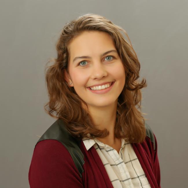 Profile image for Elizabeth Hinds