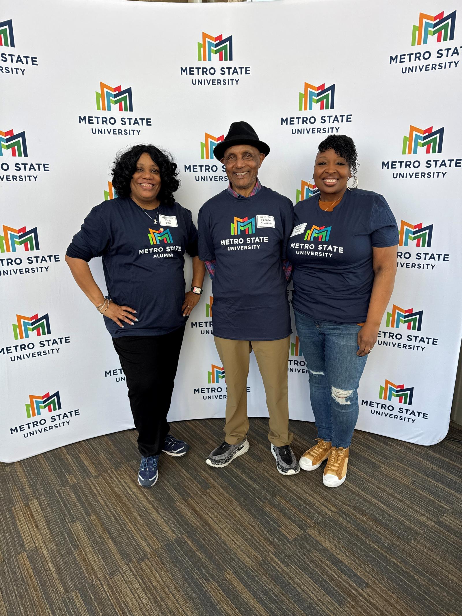 Volunteers at Spring Grad Expo 2026 pose for a group picture