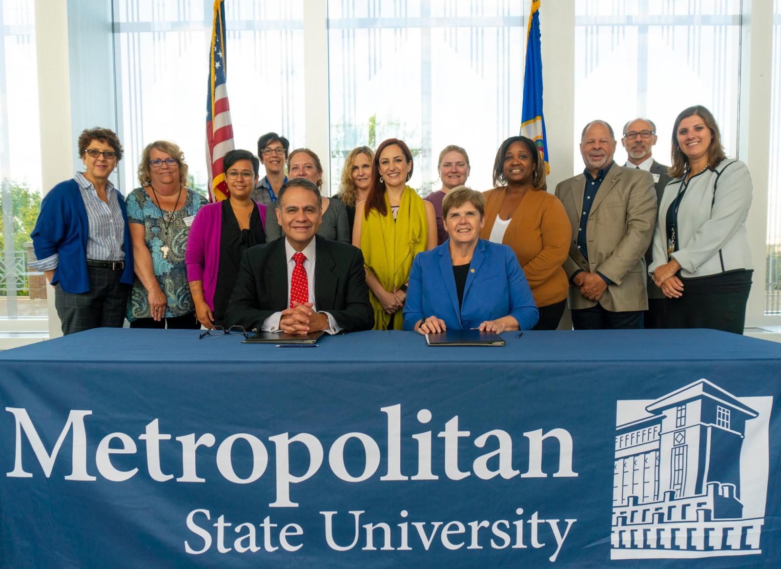 IME-Becas, Head Consul Gerardo Guerrero Gomez of the Consulate of Mexico in Saint Paul and Metropolitan State President Virginia “Ginny” Arthur.