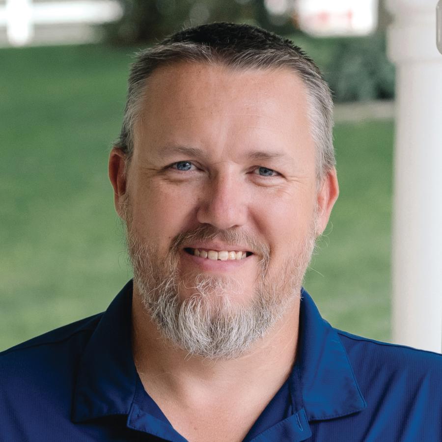 Photo of 
            Jeremy Evers ’05—Magnus Veterans Foundation
      